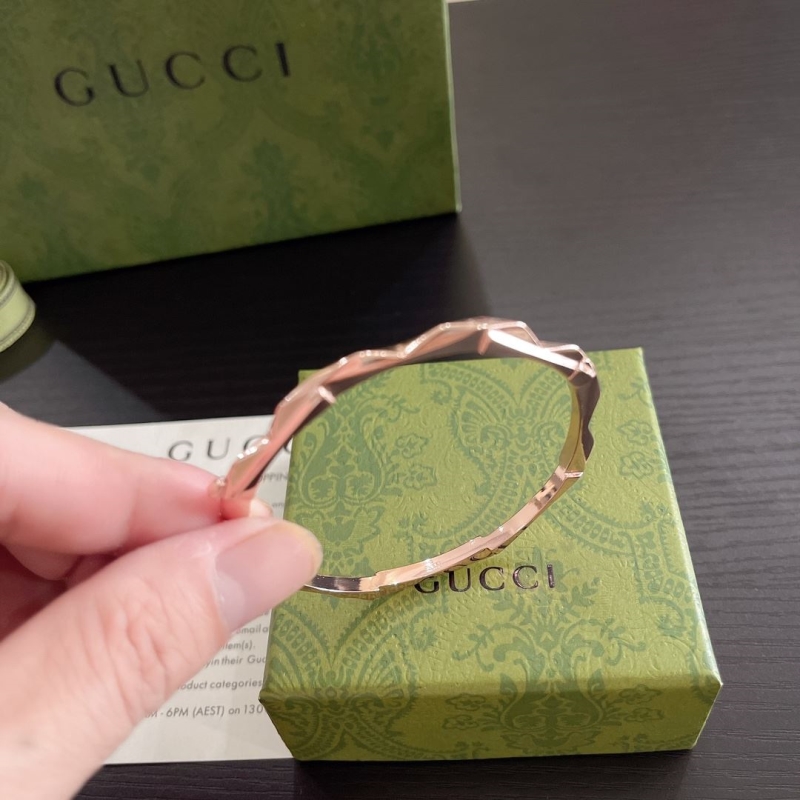 Gvc*1 bracelets